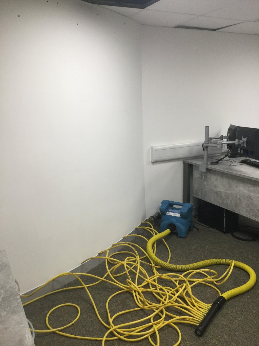 Cardiff_Rainbow's tweet photo. Local offices affected by #EscapeOfWater wanting minimal disruption as possible.
One of the systems we used is this #Dri-Force #InjectionSystem https://t.co/jAoWF79ULG