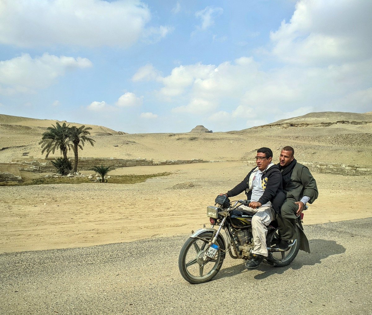 TravelBySpeed's tweet photo. #desert #riders #travel #Egypt #Egyptian #saqarah https://t.co/3WGmdFvDZ3