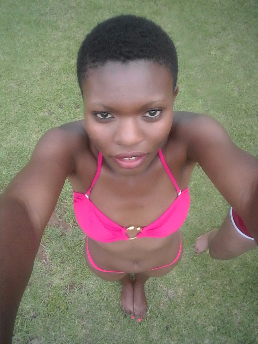 CiyaAyanda's tweet photo. @Nandi_Madida #ColourModel https://t.co/FR7udhtnLq