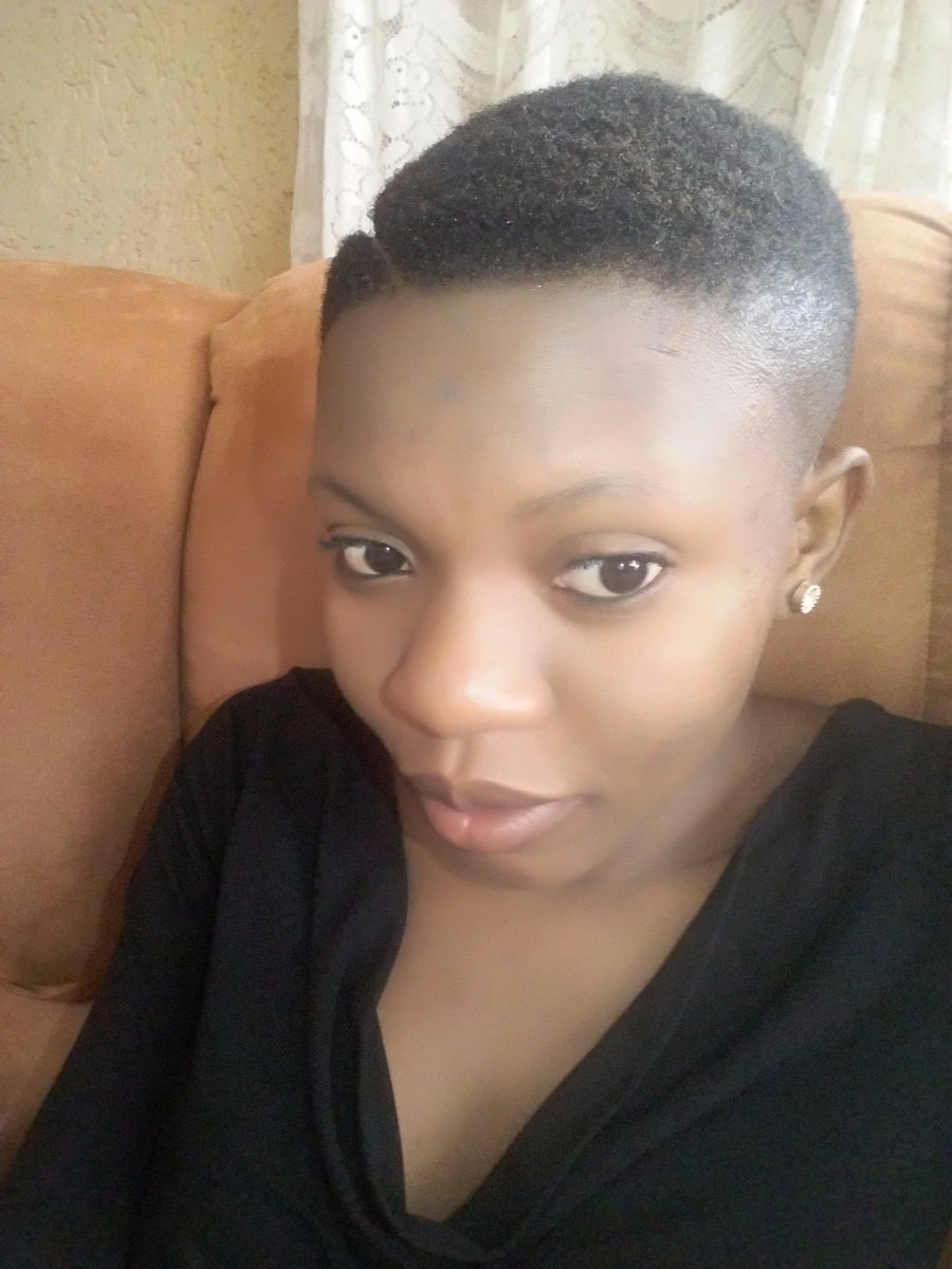 CiyaAyanda's tweet photo. @Nandi_Madida #ColourModel https://t.co/FR7udhtnLq