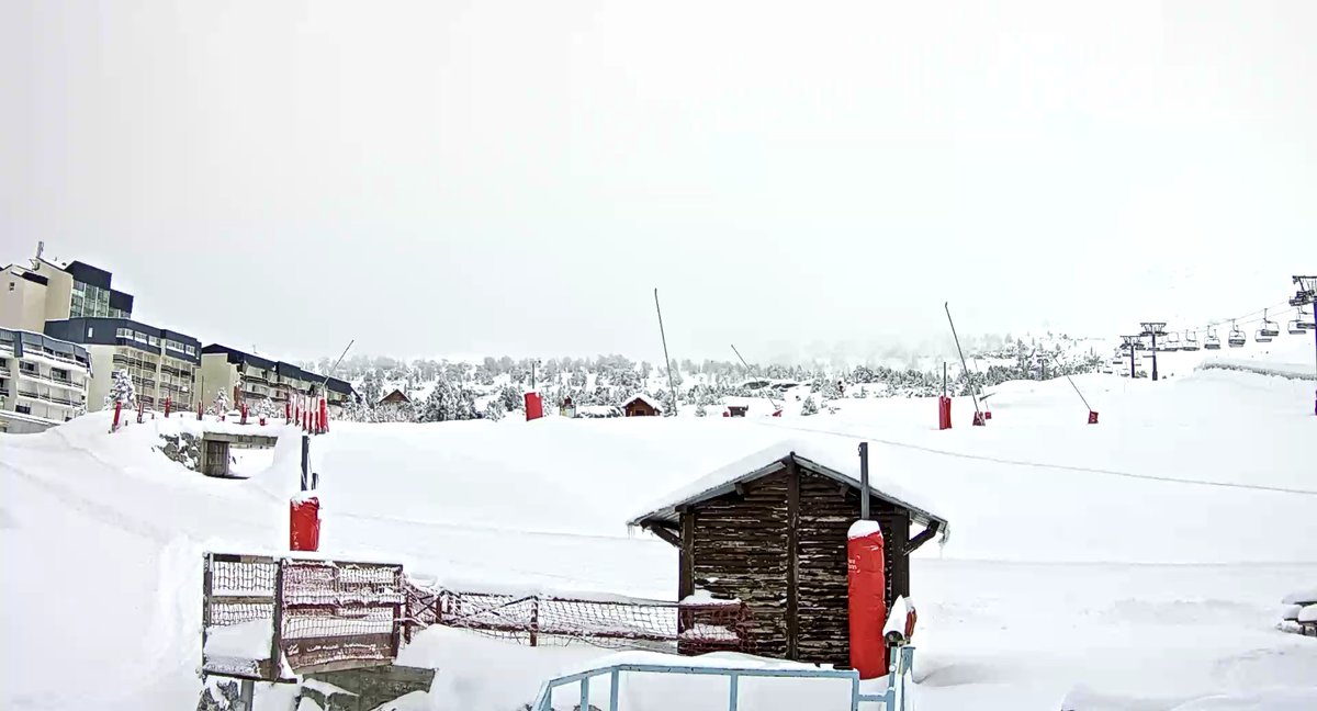 A suivre, la nouvelle webcam Live Front de Neige de la Pierre Saint-Martin <a href="/la_psm/">La Pierre St Martin</a> <a href="/npyski/">N'PY ⛷</a> : viewsurf.com/univers/montag…