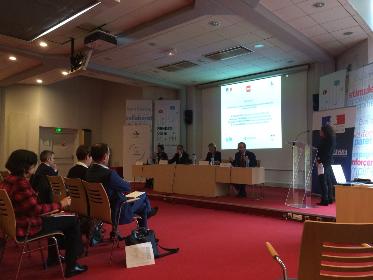 AgenceDeclic's tweet photo. Table ronde 💯% demat aux rencontres de l’achat public en Bretagne avec @Cabinet_Coudray #sgmap #dume #pfra https://t.co/4WuLByqlSS