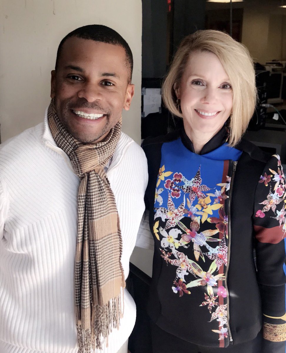 AWHONN's tweet photo. Tune in to @wpgc at 8:55 AM to hear part of @LynnErdman1’s interview w/ @GuyLambertNews about #WorldAIDSDay. The full interview airs Sunday! https://t.co/uIMDT9oeTk