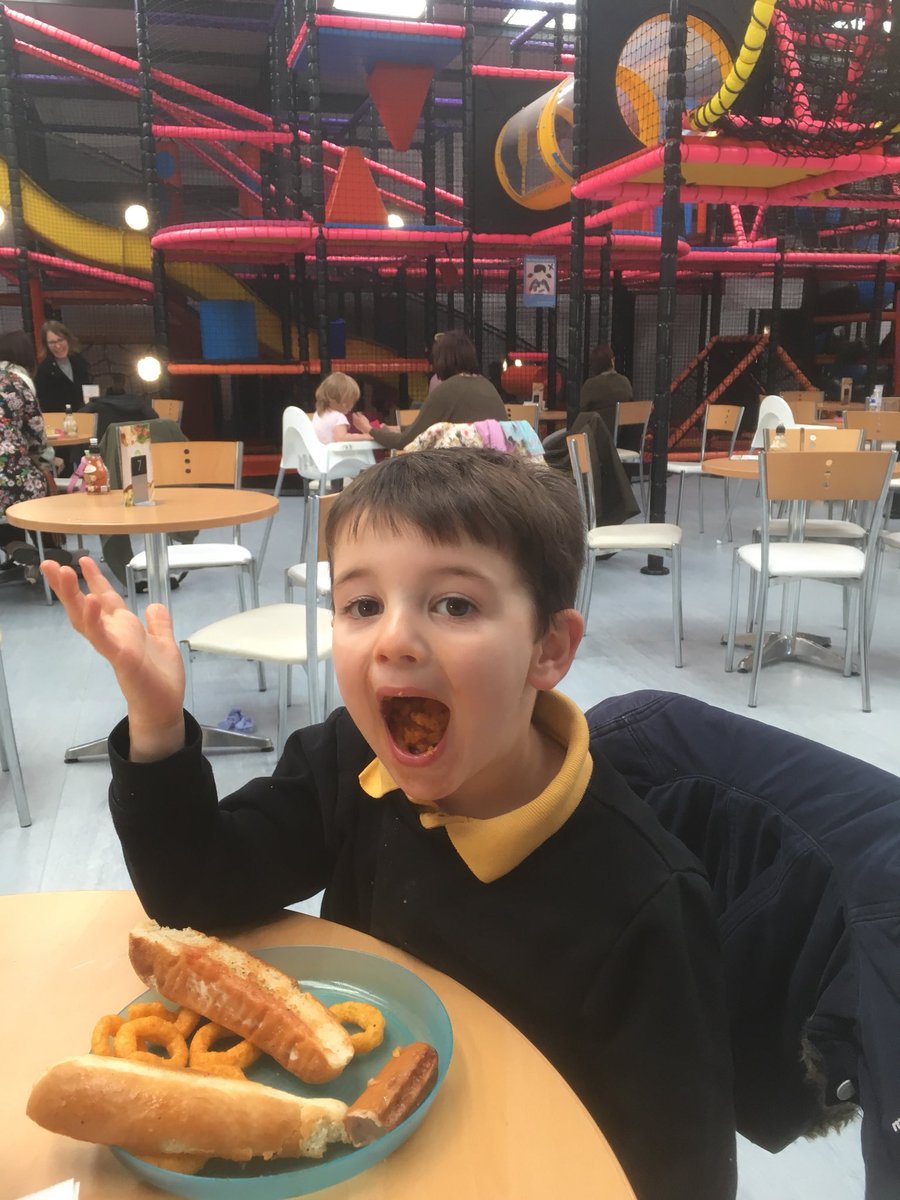 gwyfaz's tweet photo. Spending some quality time with this crazy kid in #infunity #dadsboy https://t.co/ajGDD4SGip
