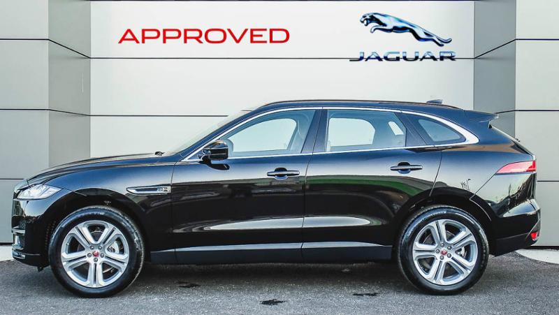 MapautoOfficiel's tweet photo. Jaguar Approved - F-PACE 2.0D 180ch Prestige 4x4 BVA8 disponible immédiatement : https://t.co/YTyYwgsq6j
#Mapauto #Frejus #jaguar #Fpace #cotedazur #frenchriviera #jaguarFpace https://t.co/2ICGkiLw7H