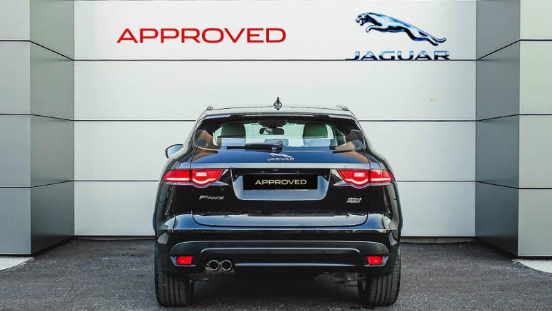 MapautoOfficiel's tweet photo. Jaguar Approved - F-PACE 2.0D 180ch Prestige 4x4 BVA8 disponible immédiatement : https://t.co/YTyYwgsq6j
#Mapauto #Frejus #jaguar #Fpace #cotedazur #frenchriviera #jaguarFpace https://t.co/2ICGkiLw7H