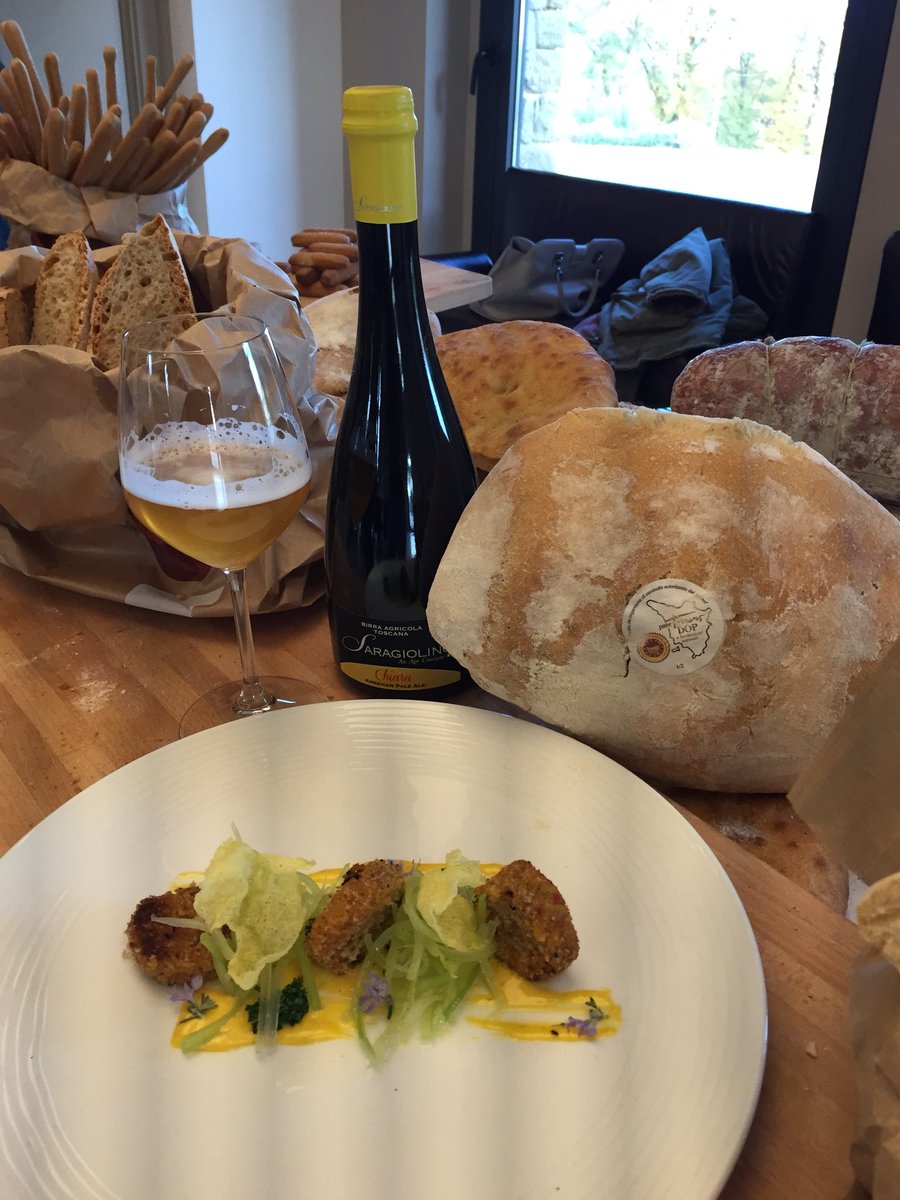 fioruccioli's tweet photo. Giornata di stenti #finocchionaigp #menchetti #birra Saragiolino https://t.co/pyYnao1Brn