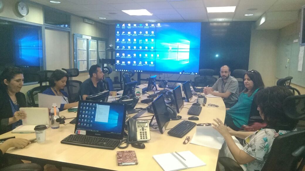 PromocionMSalud's tweet photo. Trabajando en emergencia y desastres en el marco del modelo Aulas del Bienestar con @ministeriosalud @Mineduc @EquipoJUNAEB @Senda_gob https://t.co/NNHCWJjsAk