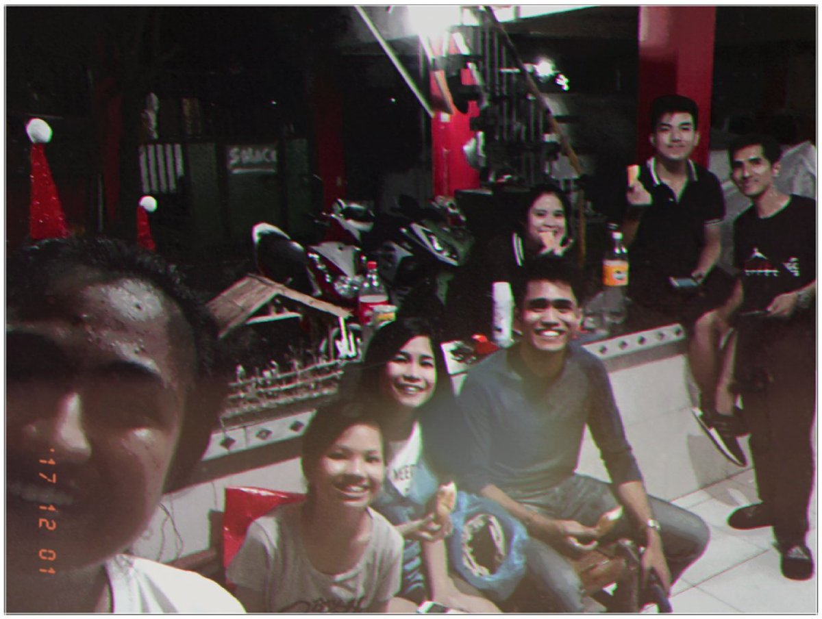 BetchaaaaayMNL's tweet photo. Pawer for the youth power! 😂
#OneCentral
#OneBataan
#YFCbataan https://t.co/Q99tMhS0B8