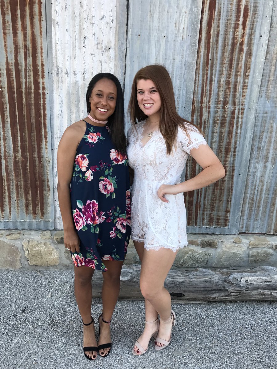 haley__riley's tweet photo. happy birthday mare bare!! i love you forever and can’t wait to see you on tuesday 😍❤️ #coreycubs #bolesbulldogs #martinwarriors https://t.co/VjHltSKYfx