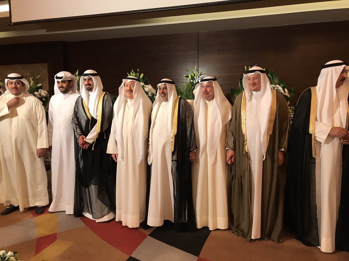 النائب السابق علي بو حديدة يحتفل بزفاف نجله سالم في فندق كراون بلازا
ألف مبروك