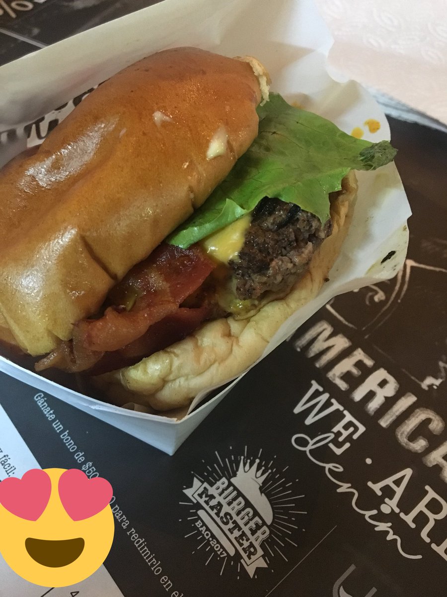 ivevi's tweet photo. Excelente #baconchesseburguer en @bullsburgerbaq .... #burgermasterco ... realmente La tocineta más crocante que he probado 😍 https://t.co/ShxNts21Qi