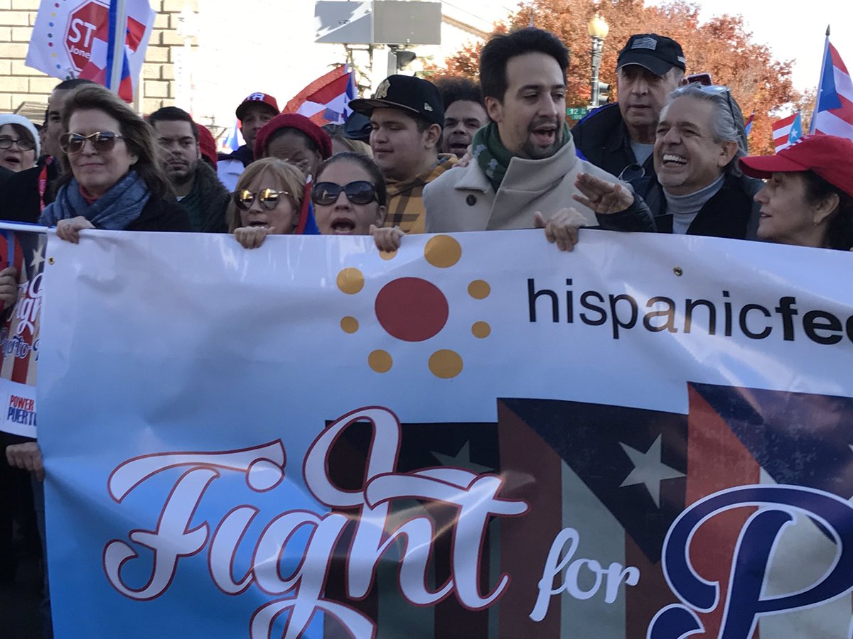 NBCLatino's tweet photo. Who is in the middle of the #UnityforPuertoRico March? @Lin_Manuel https://t.co/d6hBHGi7zA