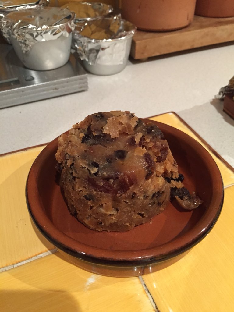 drlaurarattray's tweet photo. Another Wharton premiere. The Glasgow Edith Wharton mini Xmas puddings premiere, courtesy of @frannyseymour. Tasting: room 307, 4 Uni Gardens Tuesday 2pm. All welcome!#thejuryisout... https://t.co/oMjqOWhD3c