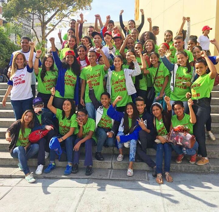 redsucre14's tweet photo. #OBE de la @redsucre14 felicitan al joven luchador @salamancajean por la Victoria como Vicepresidente Ejecutivo a nivel nacional de la #FEVEM @OBESUCREH @karsanc https://t.co/e7W3g0al8z