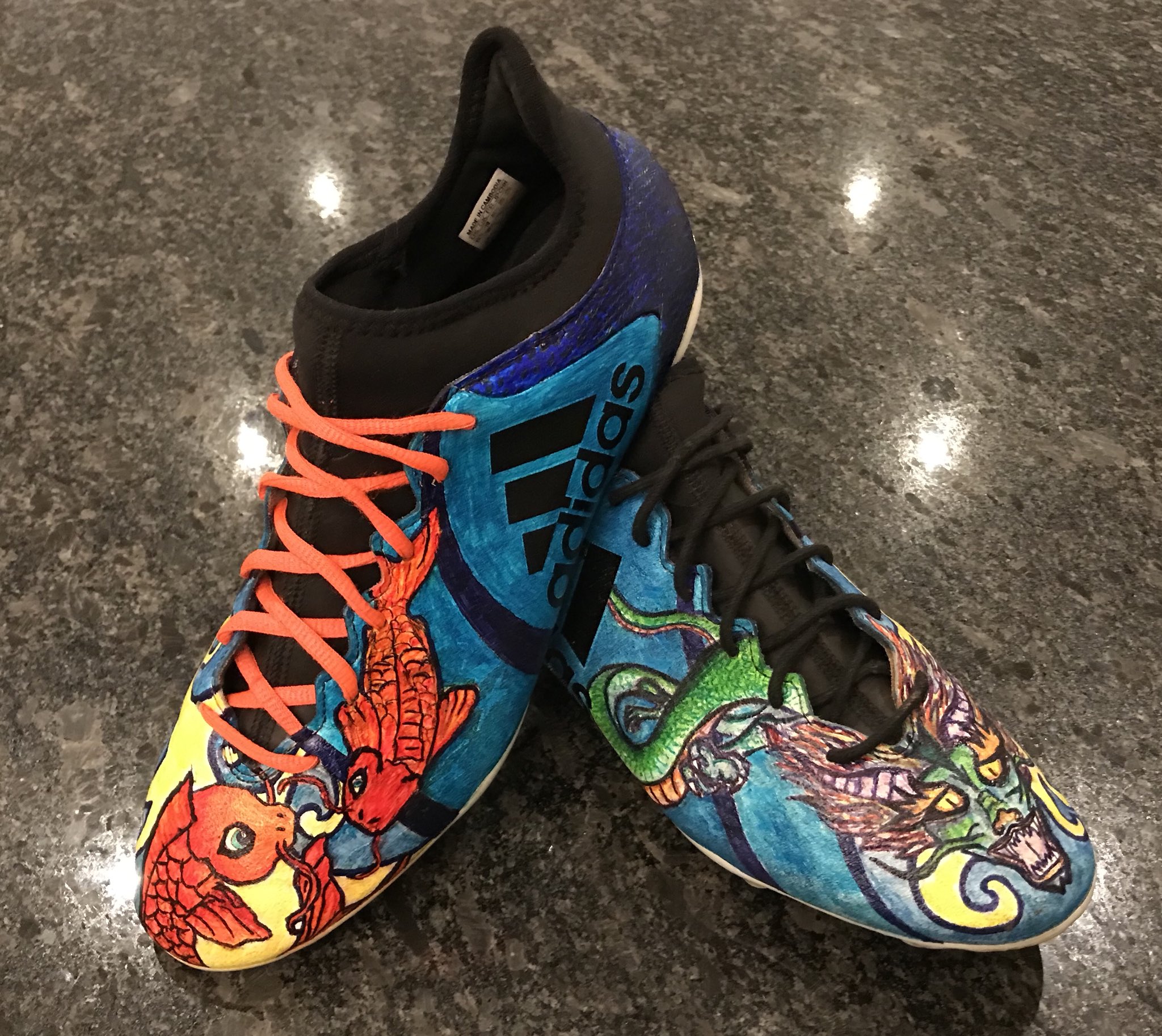 R.L Custom Snapbacks on Twitter: "Another happy customer for #rlcustomsnapbacks to do a pear of custom football Japanese style Adidas boots #adidas #boots #shark #football #japan #nfl #cleats #america #rugby #rugbyboots #