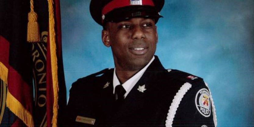 Police reviewing supports after cop's OD death: yorkregion.com/news-story/793… https://t.co/b2fEgc71Bd