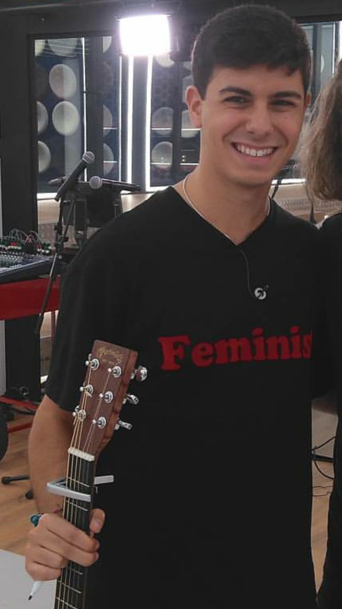 labebla3's tweet photo. #OTDirecto19N Si es verdad que estan enfadados o algo asin,tu con quien vas?Yo con Miriam.
Rt🔁Alfred
Mg❤Miriam https://t.co/PwqdQqz9Kx