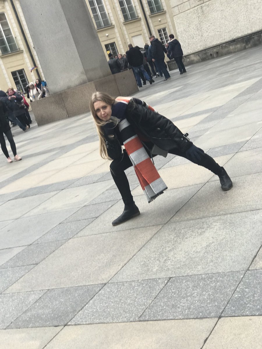 misscolescurios's tweet photo. ‘Prague whot you sayin’@ellifizzle
#SundayFunday
#Prague #praguecastle #prague2017 https://t.co/rLutmrjUIT