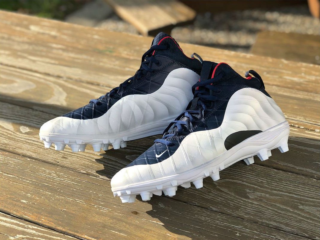 nike foamposite cleats