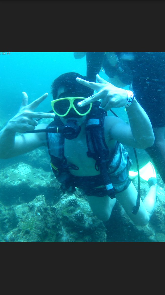 Smile at strangers ..it's brave🙏