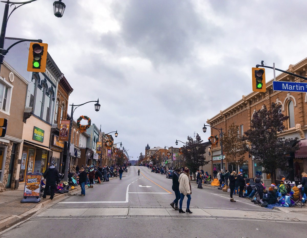 MiltonDowntown's tweet image. Getting ready for the parade to start!! #miltonon