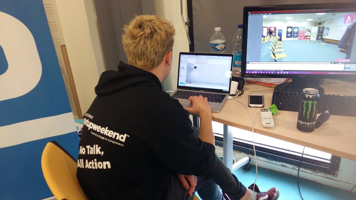 Adrien_Arnaud's tweet photo. #Swsb2017 @KreizennDafar @StBrieucAgglo une belle énergie, des projets sympa...vivement l'édition  2018 ! https://t.co/WEP3yfiyeR