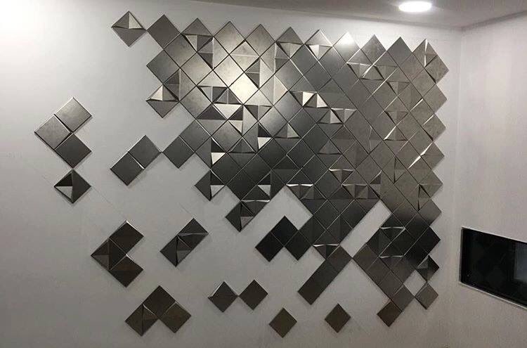 aleaexperience's tweet photo. Let's share inspiration. 〰️
📸  Photo of the collection #ALEATORY Metal in a Albiol modular Showroom. 

See more about our collections: 
https://t.co/XjWmfxpGiV https://t.co/YdADALLIJZ