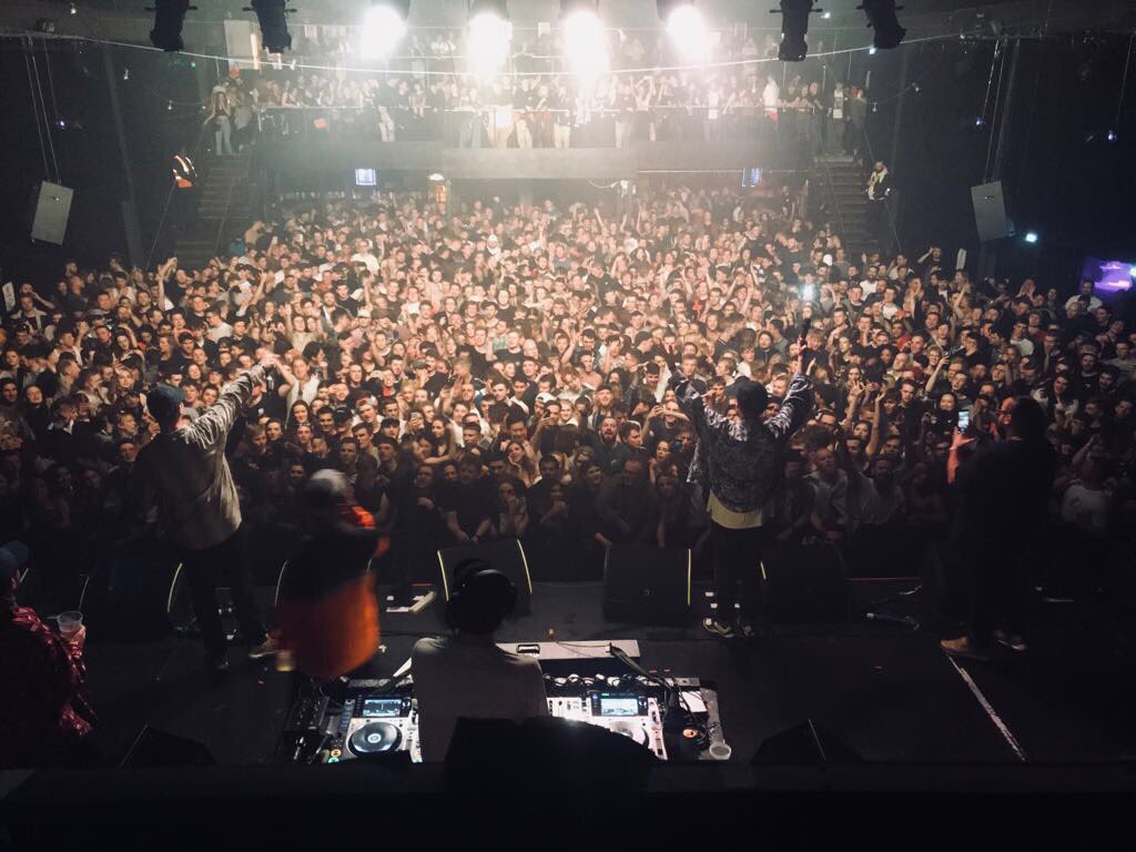 LAST NITE WAS A MADNESS! BRISTOL WE FACKING LOVE YOU 💜
THE LOST TAPE OUT NOW x-l-r.co/thelosttape
 📼📼📼📼
#THELOSTTAPETOURTAKEOVER