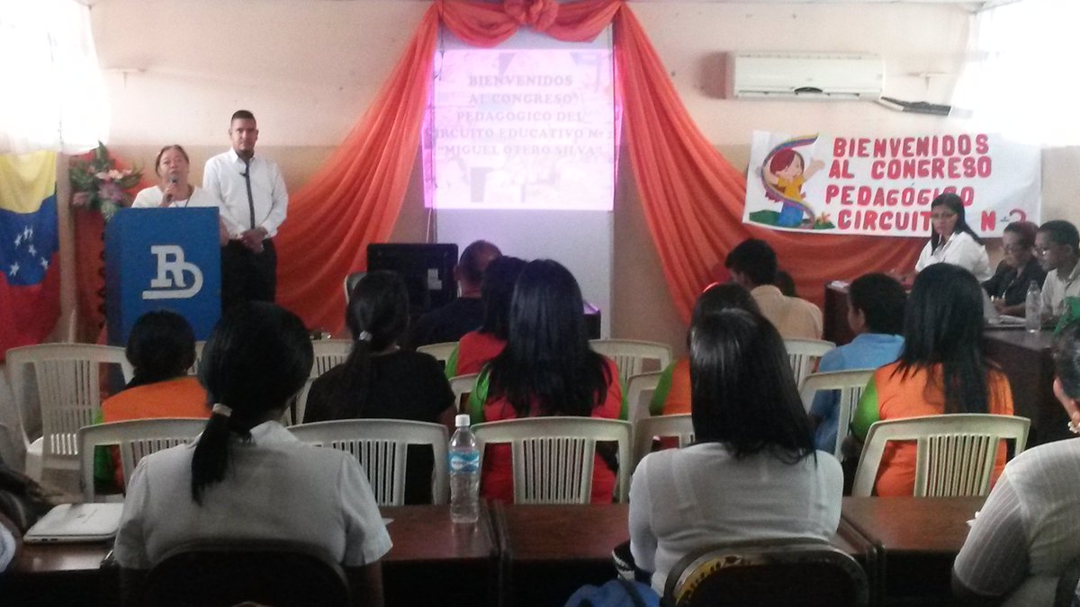 DOUGLASBOLIVAR5's tweet photo. Congreso Pedagógico Circuito Educativo Nº 2 Ortiz, Felicitaciones a todo mi equipo excelente desarrollo de la actividad https://t.co/FqkjXNmExJ