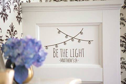 ULwithKim's tweet photo. Happy Sunday - https://t.co/QeDgM8vrPv #bethelight #ulvinyl #uppercaseliving #inspirationalquotes https://t.co/9ZAmTDR2Rs
