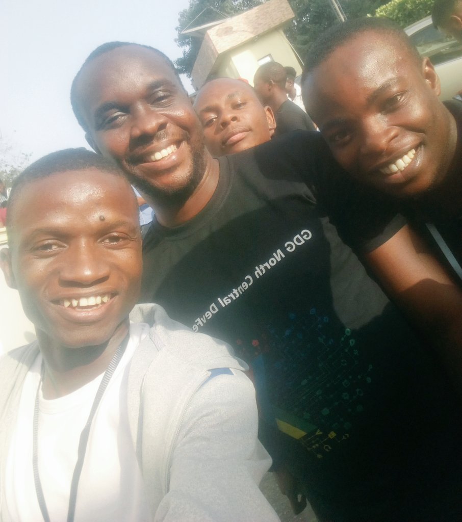 iNidAName's tweet photo. Memories of #DevFest17 with @umarauna @charlesmbaise and the conqueror of the seven kingdom @aniediudo during #NCDevFest in #Abuja https://t.co/xZhS5FEjns