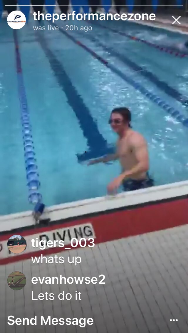 BBFam24's tweet photo. Chase baseball workouts yesterday in pool. #theperformancezone #train https://t.co/mnrE8bZmBo