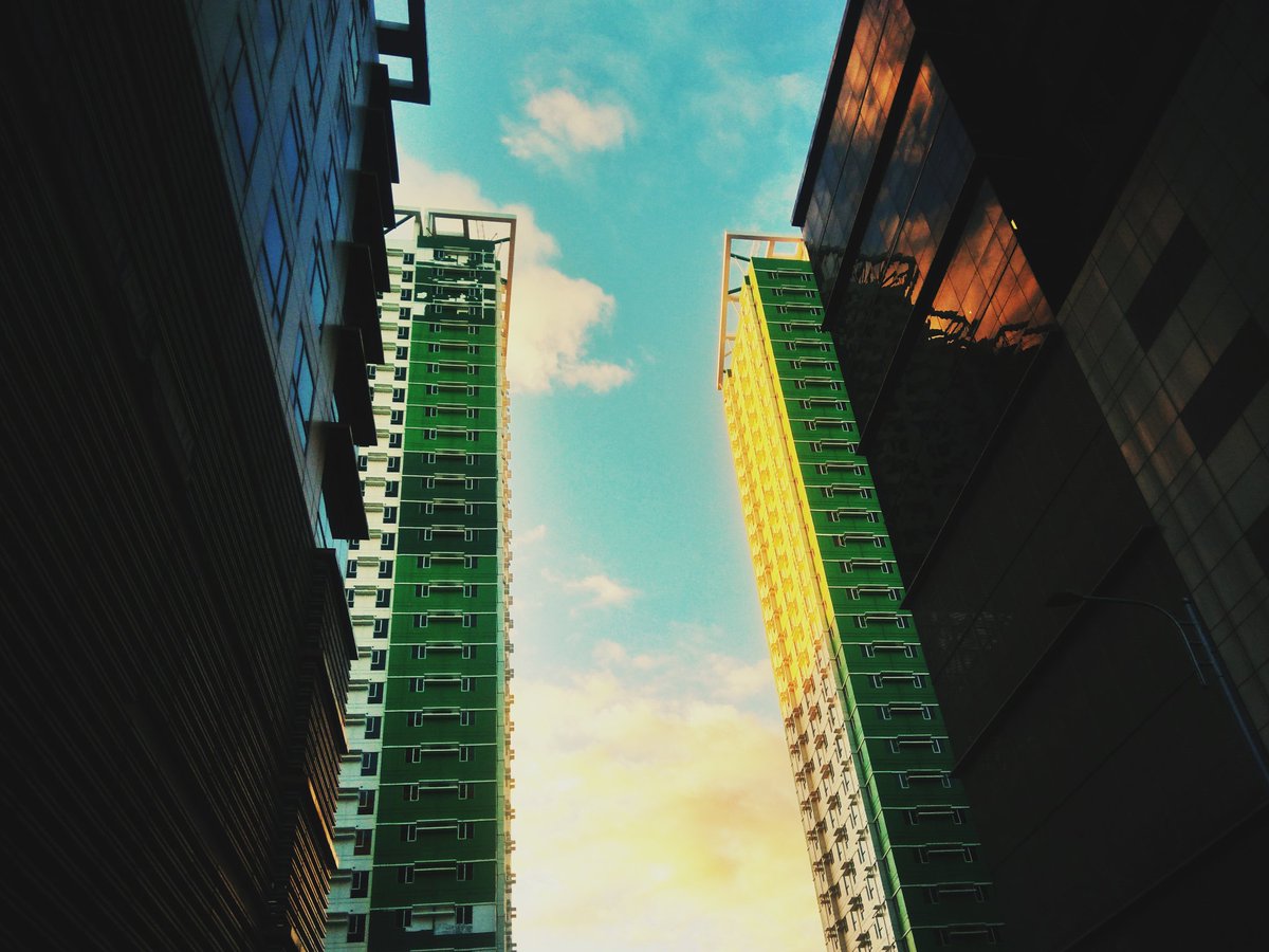 jchino007's tweet photo. Another awesome day at the IT Park.
#PhotoOfTheDay #BuiltForPhotography #CatchTheMoment #Zenfone #CapturedbyZ3N #ASUSPH https://t.co/BFZQ6F3yHf