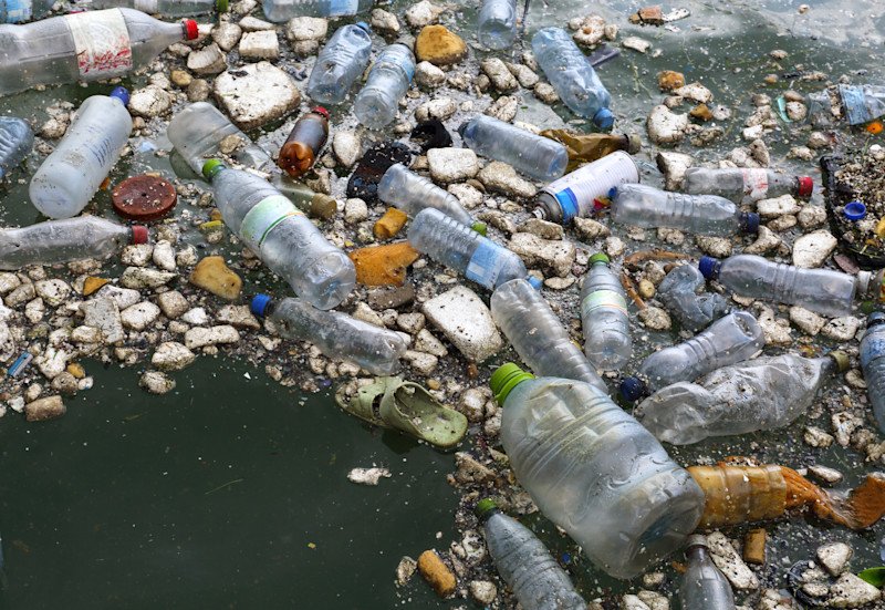 richardbranson's tweet image. There will soon be more plastic than fish in the ocean. Calling for a plastic deposit refund system virg.in/oa8 @oceanunite