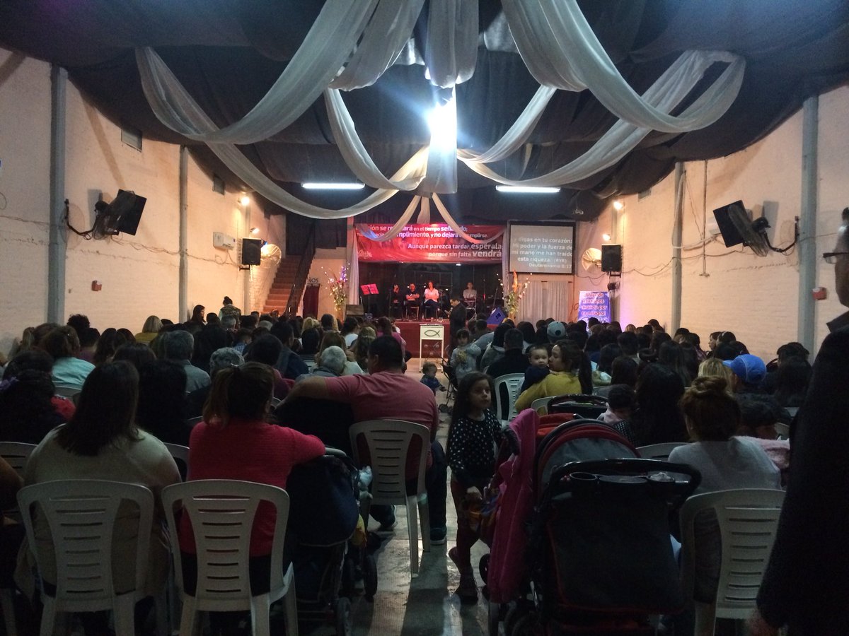 OdEsperanza's tweet photo. Ayer fue una reunión Poderosa! https://t.co/nEy2ZtReuB