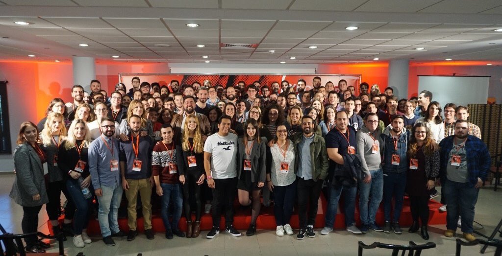 JSCosteraCanal's tweet photo. 📸Foto de família del XII Congrés de Joves Socialistes del País Valencià (@JoveSocialistes)!
#RevolucióGeneracional #ProtagonistesDelPresent
#LaCosteraLaCanal #Xàtiva #Moixent #RotglàICorberà https://t.co/gqSGoi6Prl
