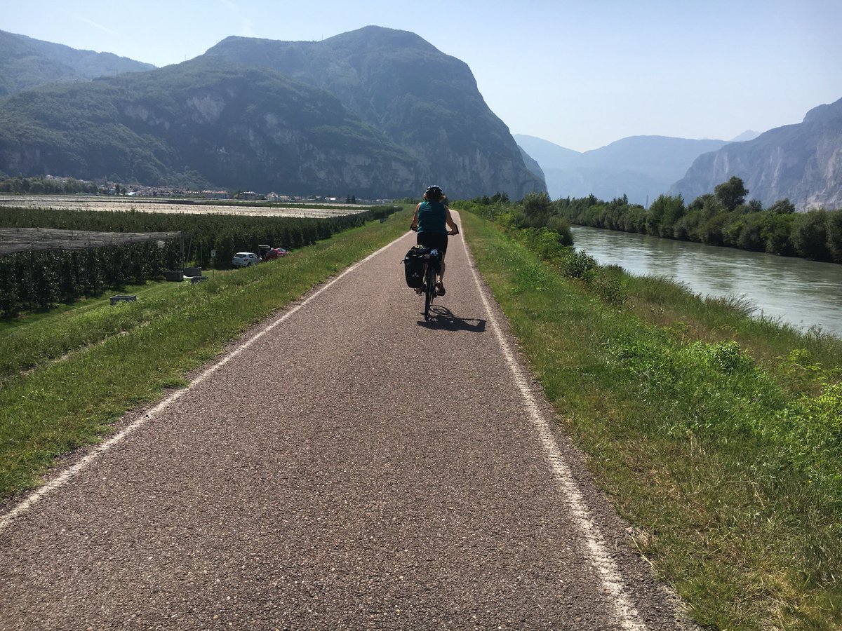 Kojotenpässe und hilfsbereite Südtiroler. Interview mit einer Finisherin der Via Claudia Augusta. bit.ly/2j6OsdZ #alpencross