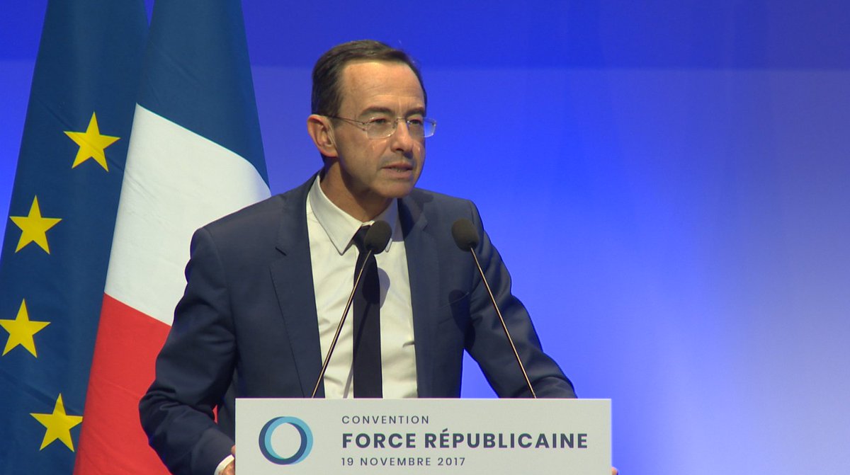 ForceRep_fr's tweet image. .@BrunoRetailleau : "C'est aussi le flambeau de la modernité. A en croire certains, nous serions des réactionnaires. Mais les vrais modernes, c’est nous !" #ConventionFR