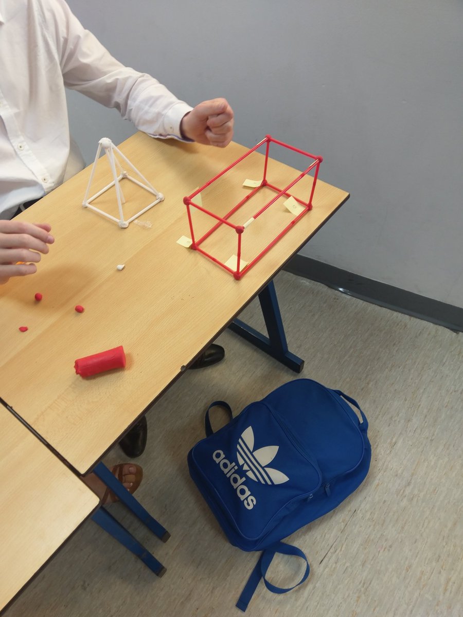 JESSMathsDept's tweet photo. @JESS_Secondary using straws and clay to build 3d models in order to help visualise Pythagoras and Trigonometry #reallifemaths #jesschallenge #jessreallife #jessinnovation https://t.co/OCfEjgZqa2
