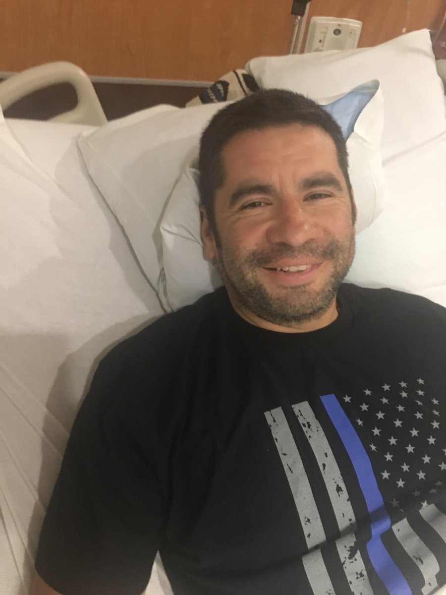 lordonez22's tweet photo. #2017Thankfulfor my friend getting better every day 👮🏼‍♂️🦃 https://t.co/6xI7M5tgKX