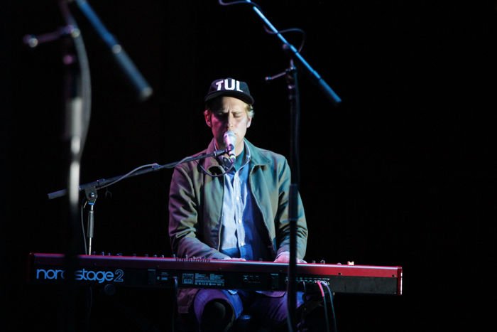 OUDaily's tweet photo. .@benrector and @ivorylayne rocked McCasland Fieldhouse last night for OU's @MustStayWeekend. Check out our best photos: https://t.co/dBrOiiiAjr https://t.co/xnaDdthTdI