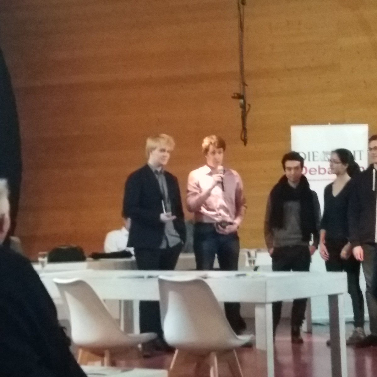 VDCH_eV's tweet photo. Als bestes Team der #zdber gewinnen Christoph Saß und Anton Leicht aus Münster. Unsere Ehrenjury kührte Nikos Bosse zum besten Finalredner. https://t.co/UboLSvU4PM