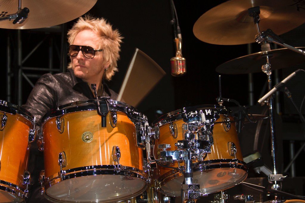 Happy birthday to the incendiary Matt Sorum!!!! 