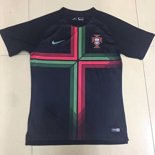 Ventas_Top's tweet photo. Camiseta Seleccion de Portugal 2018!⚽️👌🏻 https://t.co/Gr22p9hPVx