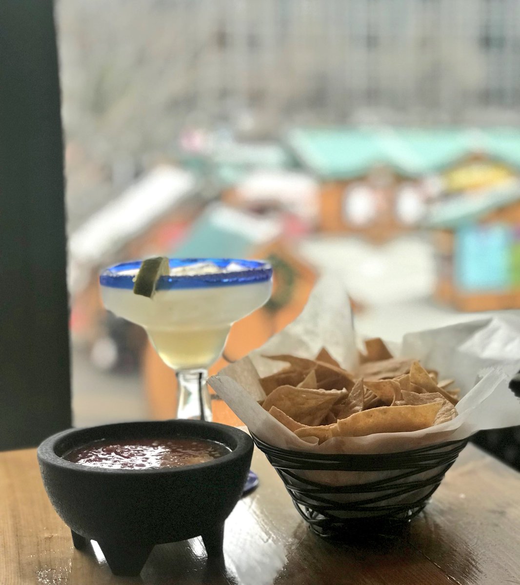 lasvelas's tweet photo. We are now open each Sunday noon to 8 pm! Enjoy the holiday market in the Square. https://t.co/UGX8TP8dOS