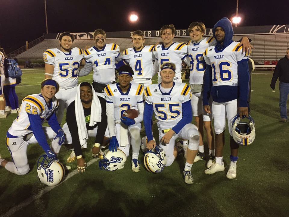 MKCHSNews's tweet photo. Kelly Bulldogs fought hard against Dallas Bishop Lynch but came up a bit short. It was a season of growth and great improvement for the MKCHS football program. https://t.co/ww5bxnGpr9