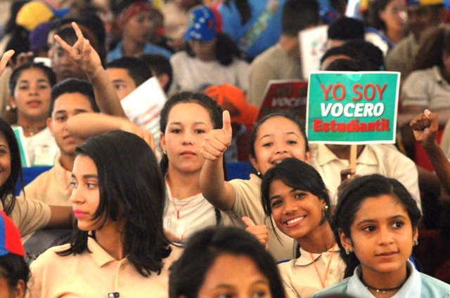 mineducacion_ve's tweet photo. FEVEEM celebró su 4° Congreso Nacional con propuestas para mejorar la calidad educativa https://t.co/TjFbGMoznc @JauaMiranda @NicolasMaduro https://t.co/jedS4h7hjB