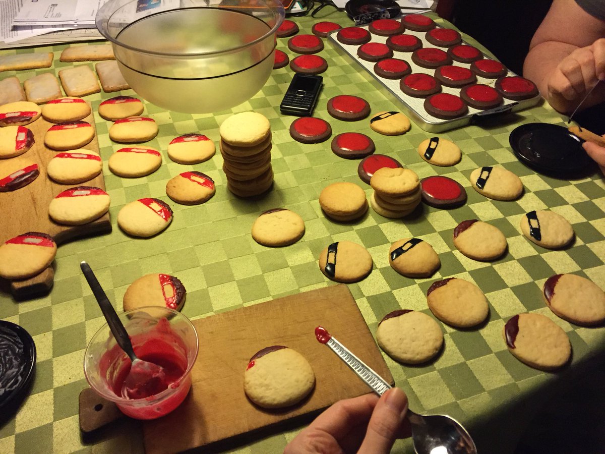 Pumpkin_Parade's tweet photo. We donβt learn from mistakes in the pastβ¦ but the urge to bake again was huge!
Can you guess which characters we do this time!?
#TeamBaking
With friendly assistance from @Phosilia β€οΈ https://t.co/Z4vYhErCko