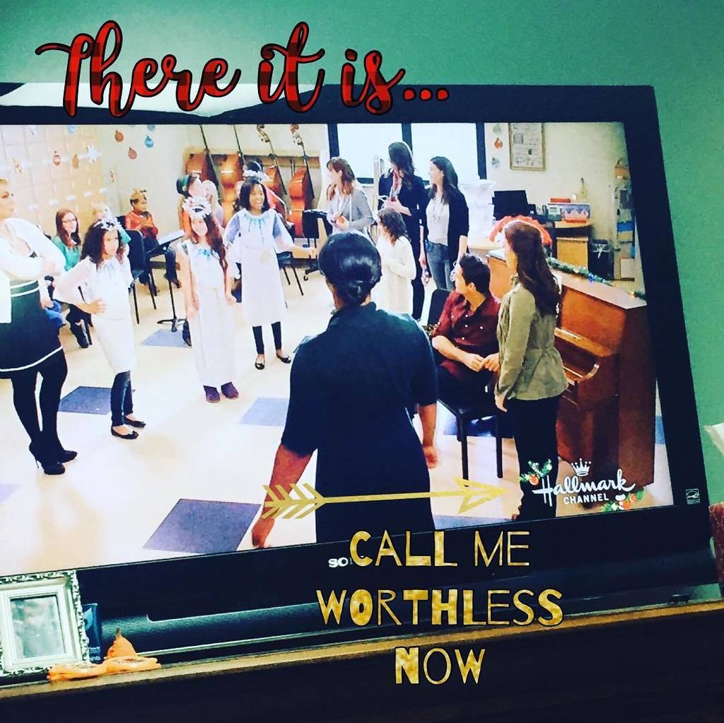 GeorginiaG's tweet photo. And there we have it, the Hallmark emblem that means I’m worthless the rest of the day folks. #itsthatorlifetime #hallmarkchristmasmovies #imworthlesstoday #couchpotato #christmasmovieday #imhookednow #ithappenstothebestofus #allsnuggledup https://t.co/QITIpG39s7 https://t.co/hAV4C3kz5n